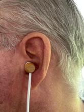 Load image into Gallery viewer, LIGHTFORCE RED LIGHT THERAPY EAR BUDS
